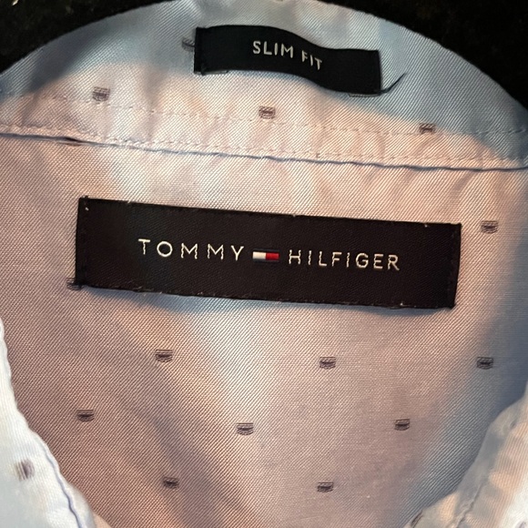 Men’s Tommy Hilfiger Dress Shirt 15 1/2, 32/33 Medium - Picture 2 of 7